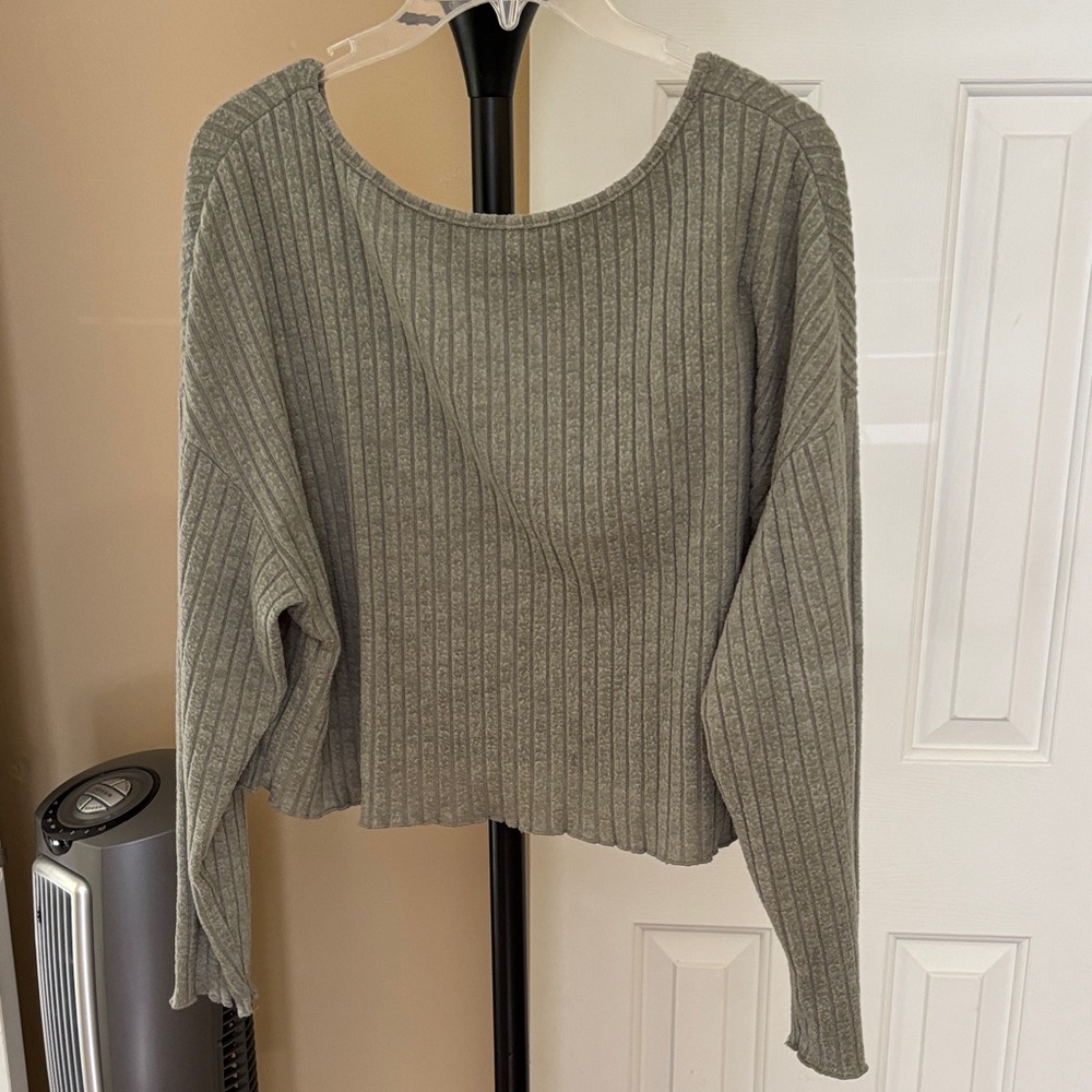 Women's Ribbed Gray Sweater